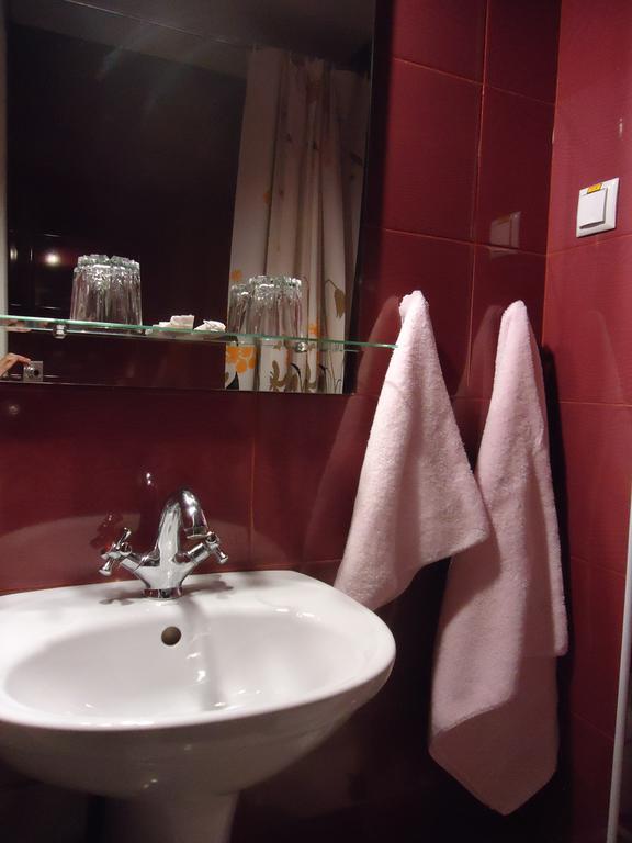 Sverdlovsk Hotel Dnyipropetrovszk Szoba fotó